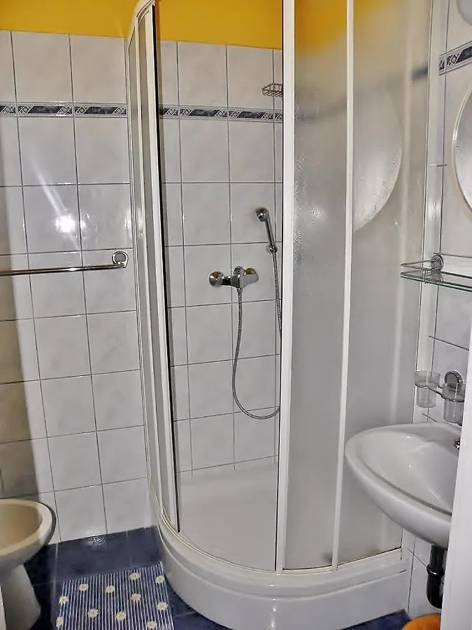 Alemka Apartment Banjol