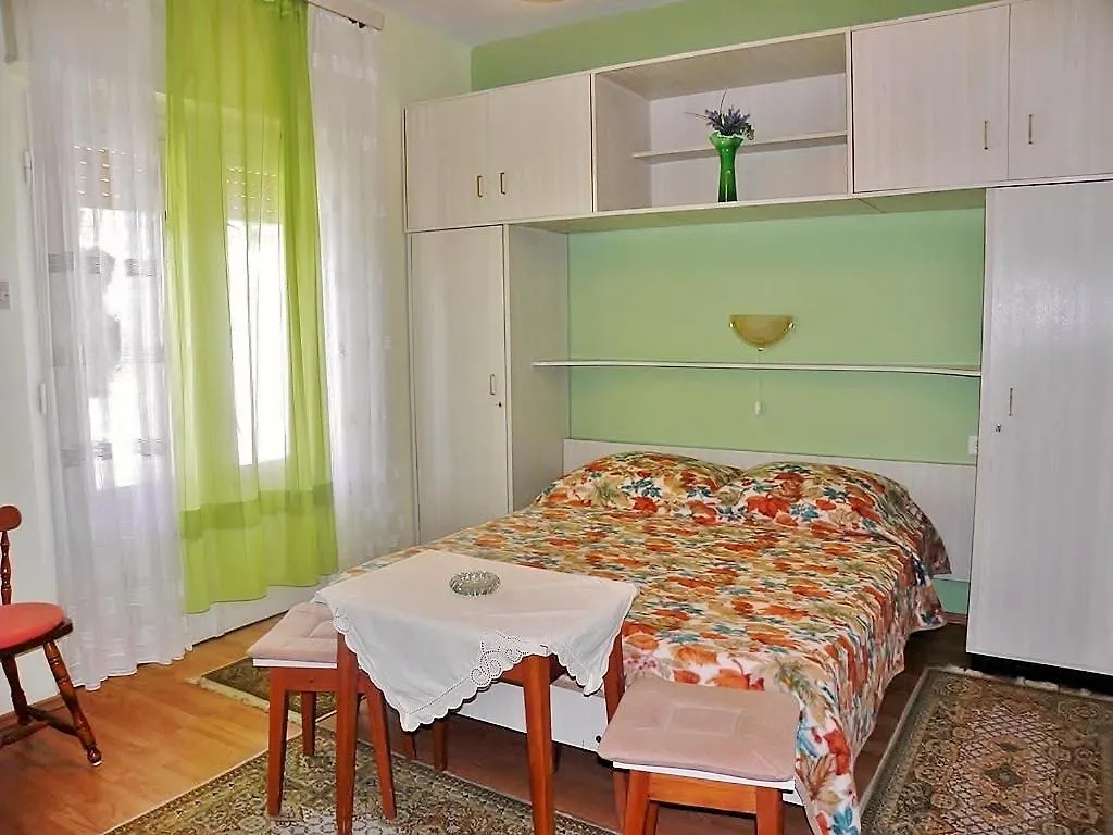 Alemka Apartment Banjol